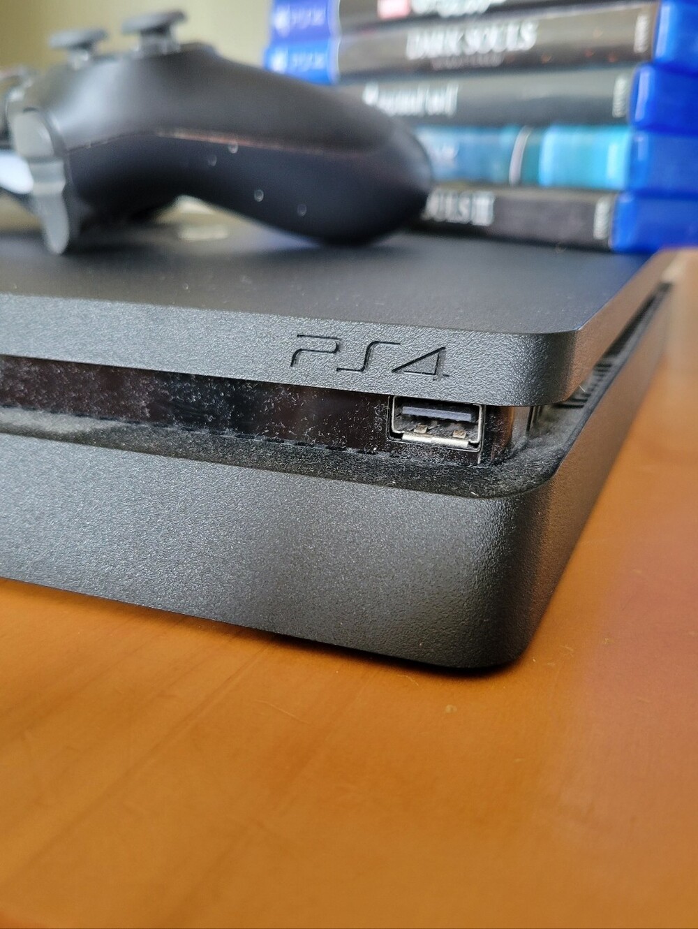 Sony PS4 Slim Console in Black With 10 Games